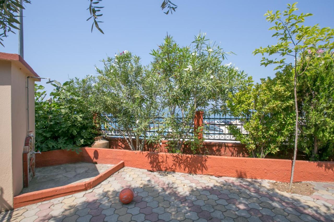Elvetia Villa Potos Exterior foto